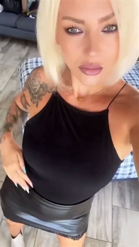 milfy twitter